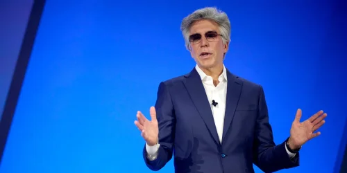 ServiceNow CEO Dismisses AI Rivals as 'Parlor Tricks' While Company Soars