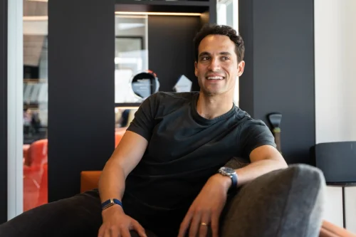 Whoop shifts from elite athlete tool to mainstream health monitor in strategic pivot