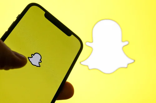Snap announces 1,000 job cuts, 16% of workforce, citing AI advancements