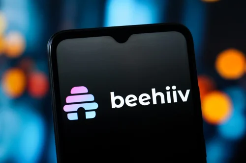 Beehiiv expands into podcasting, challenging Patreon and Substack with creator-focused tools