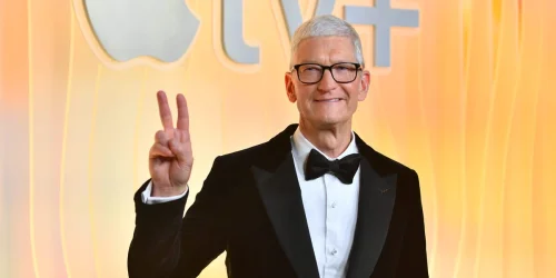 The Real Reason Tim Cook Is Stepping Down as Apple CEO in 2026