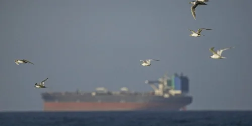 Strait of Hormuz shipping remains paralysed despite US-Iran ceasefire