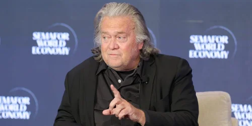 Steve Bannon supports Anthropic's rejection of Pentagon AI weapons deal