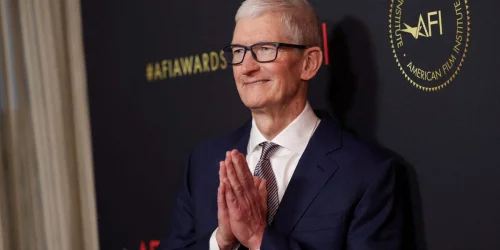 The Shocking Question Tim Cook Asks That Terrifies Apple's Top Executives