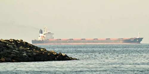 US-Israel Strikes on Iran Trigger Global Shipping and Air Cargo Crisis