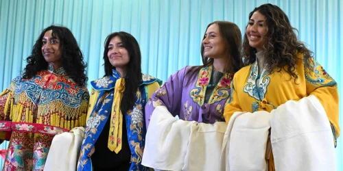 ‘Chinamaxxing’ Trend Sees American Youth Embracing Chinese Lifestyle Habits