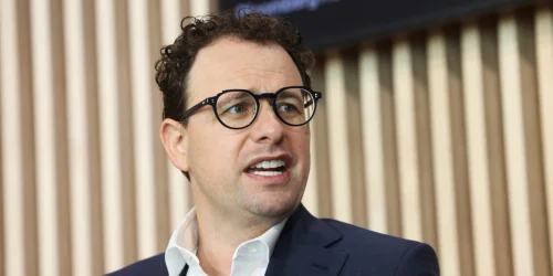 Anthropic's Post-Pentagon Surge in Consumer Interest Shows Signs of Plateauing