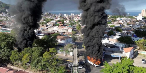 Major Cartel Leader's Death Sparks Widespread Violence Across Mexico