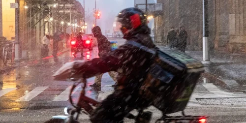 Major Northeast Winter Storm Triggers State of Emergency and Thousands of Flight Cancellations