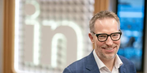 LinkedIn Enters AI Training Market, Challenging Fast-Growing Startups